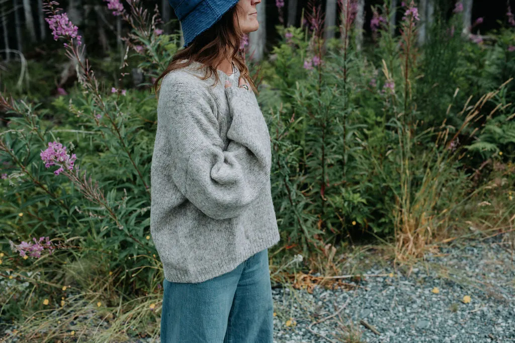 Hand-loomed Silver Félix Sweater, Undyed Alpaca